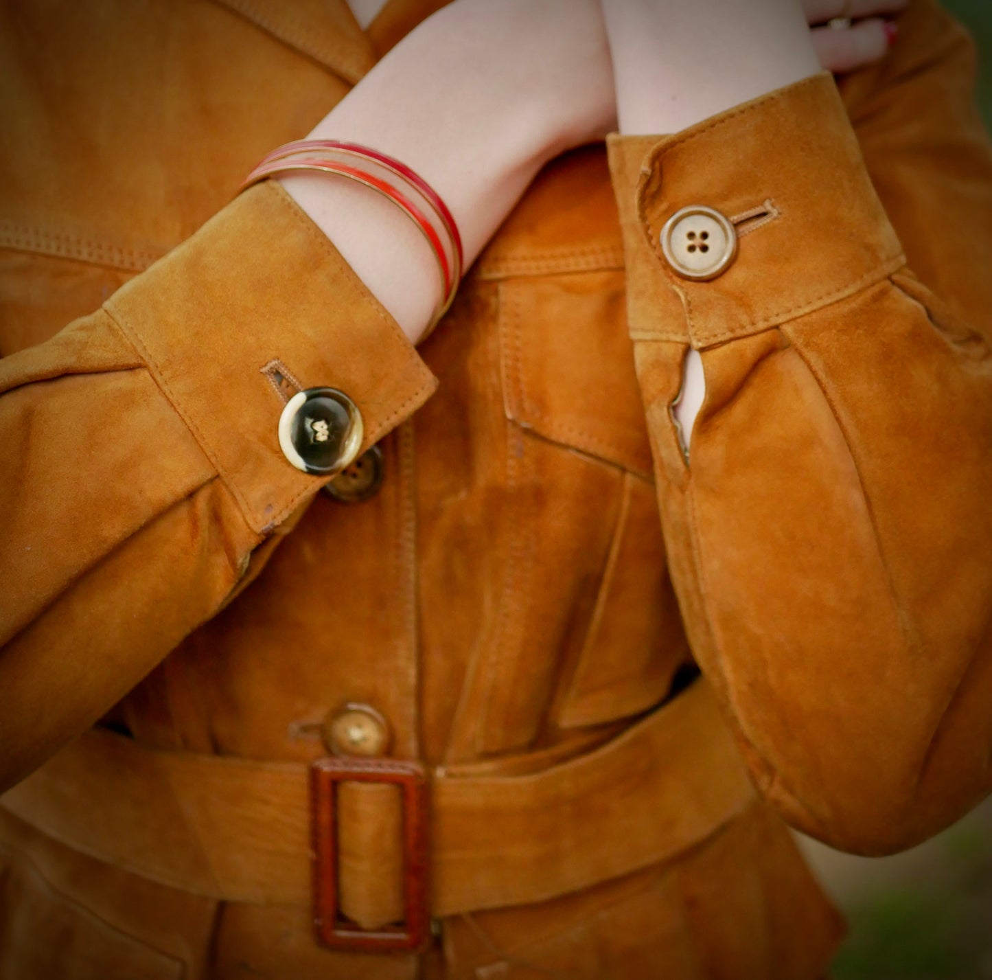 Vintage Late 60s Early 70s Flattering Womens Brown Suede Belted Pocketed Jacket X-Small
