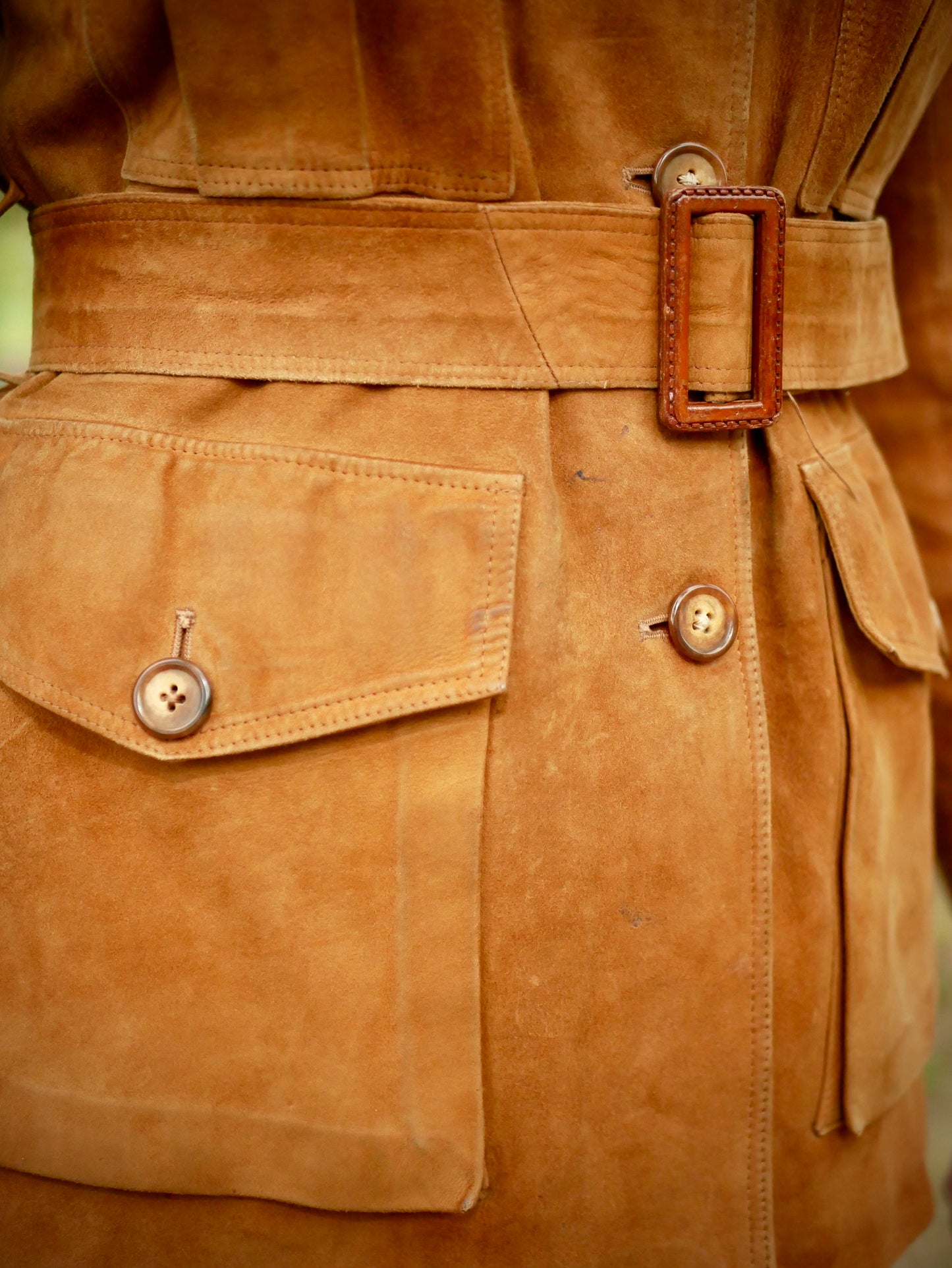 Vintage Late 60s Early 70s Flattering Womens Brown Suede Belted Pocketed Jacket X-Small