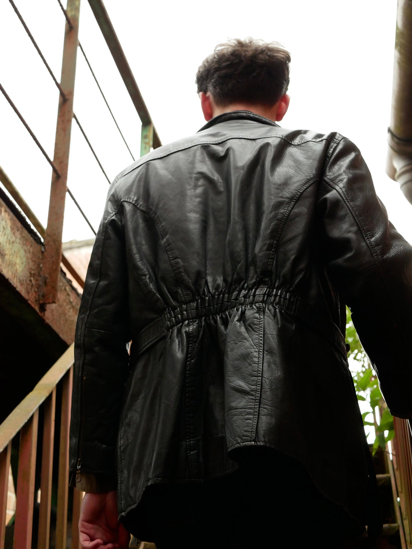 Vintage Classic Style Belted Multiple Pocket Leather Biker Jacket Large