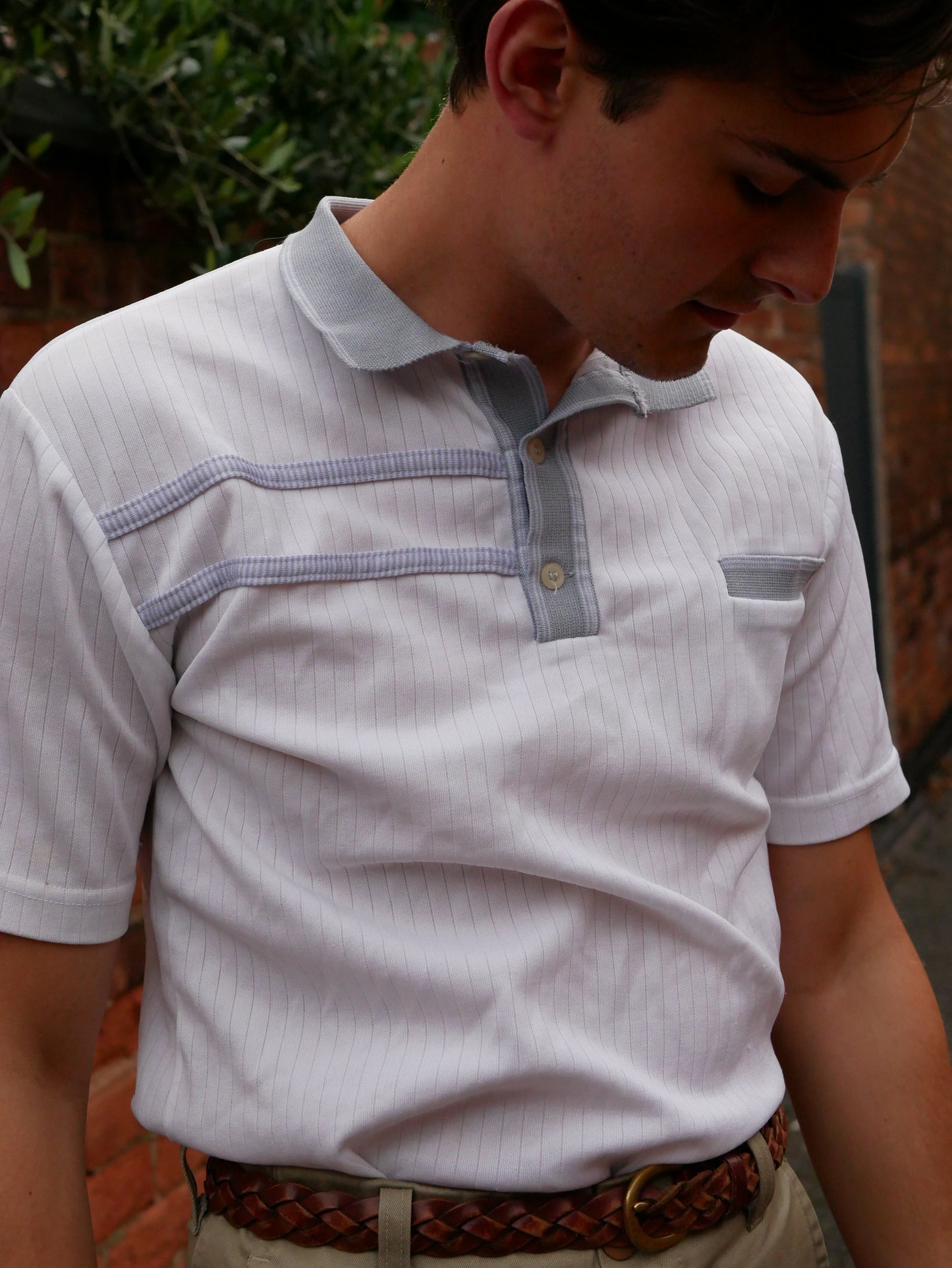 Vintage 1960s Style White Italian Knit Polo Shirt with Light Blue Detailing Medium