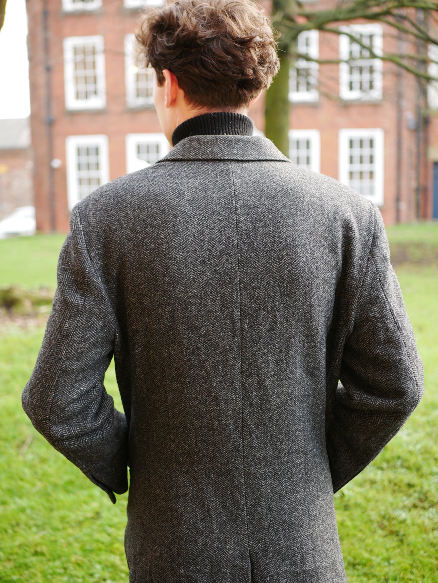 Vintage American Kuppenheimer 100% Pure Wool Grey Herringbone Overcoat Large