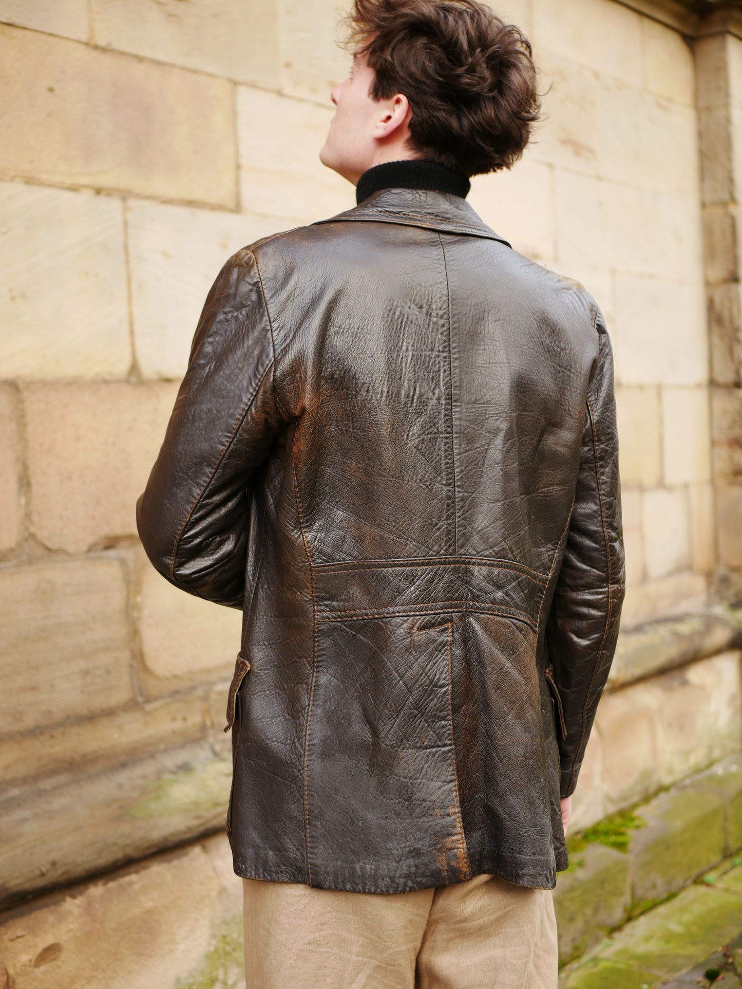 Vintage 1970s Distressed Large Lapels Leather Jacket Small