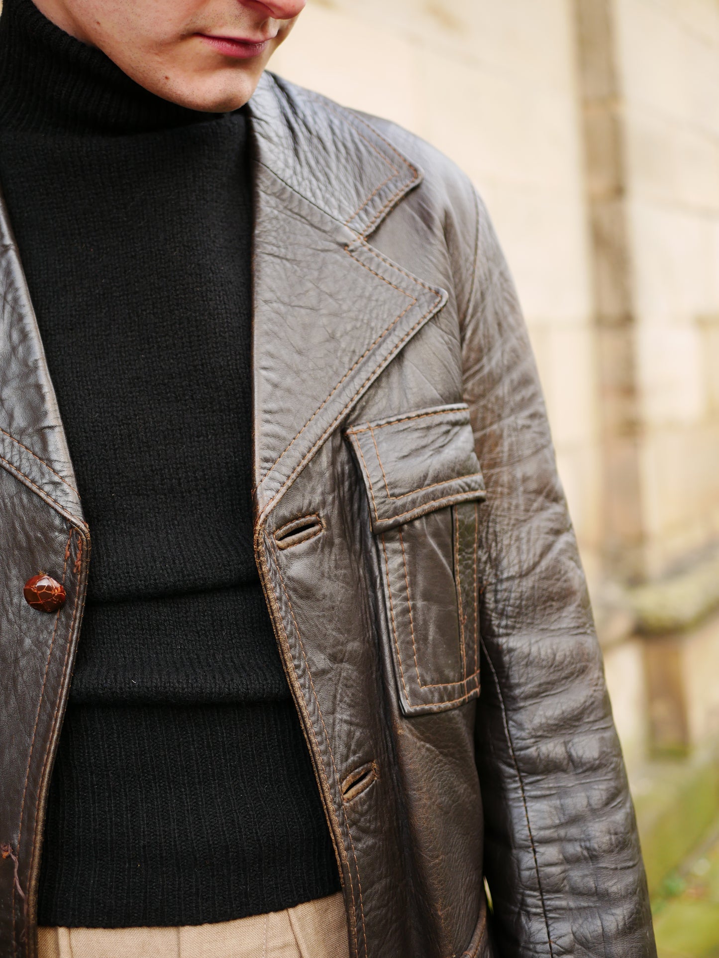 Vintage 1970s Distressed Large Lapels Leather Jacket Small