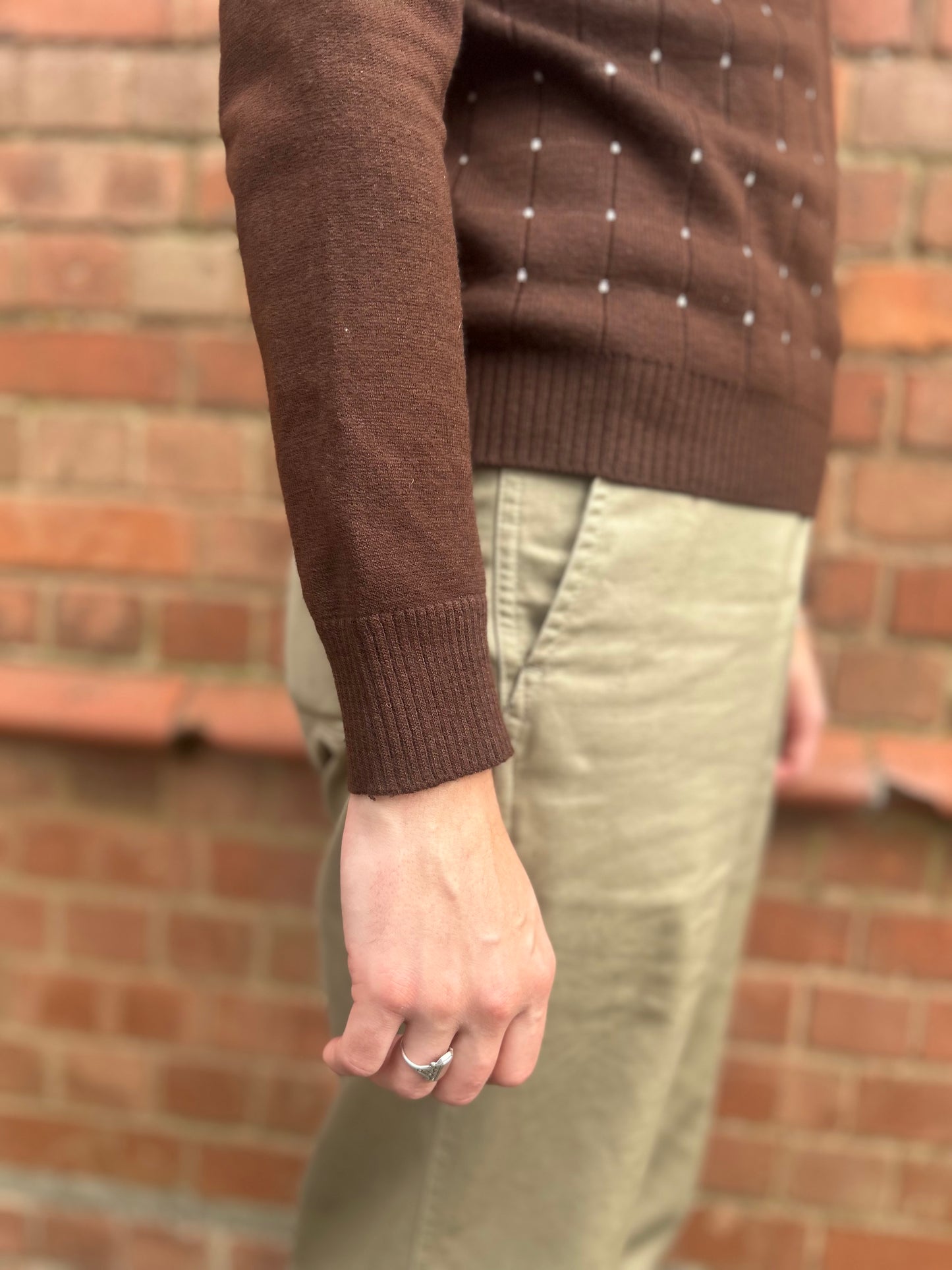 Vintage 1960s Brown Knitted Long-sleeved Collared Polo Small