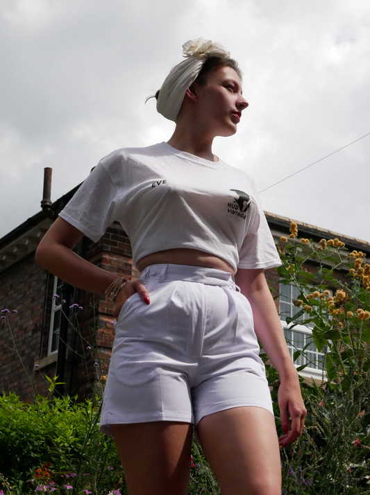 1940s Style White Shorts with Button Detailing and Belt Loops Waist 25" Small